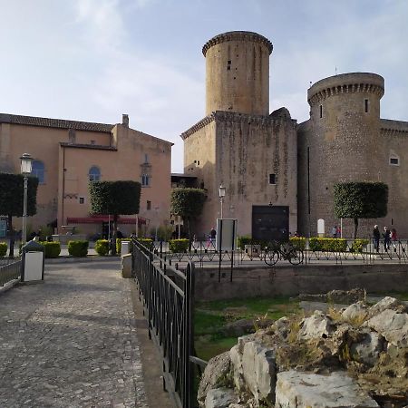 Casa Flora Fondi Centro Storico Lejlighed Eksteriør billede