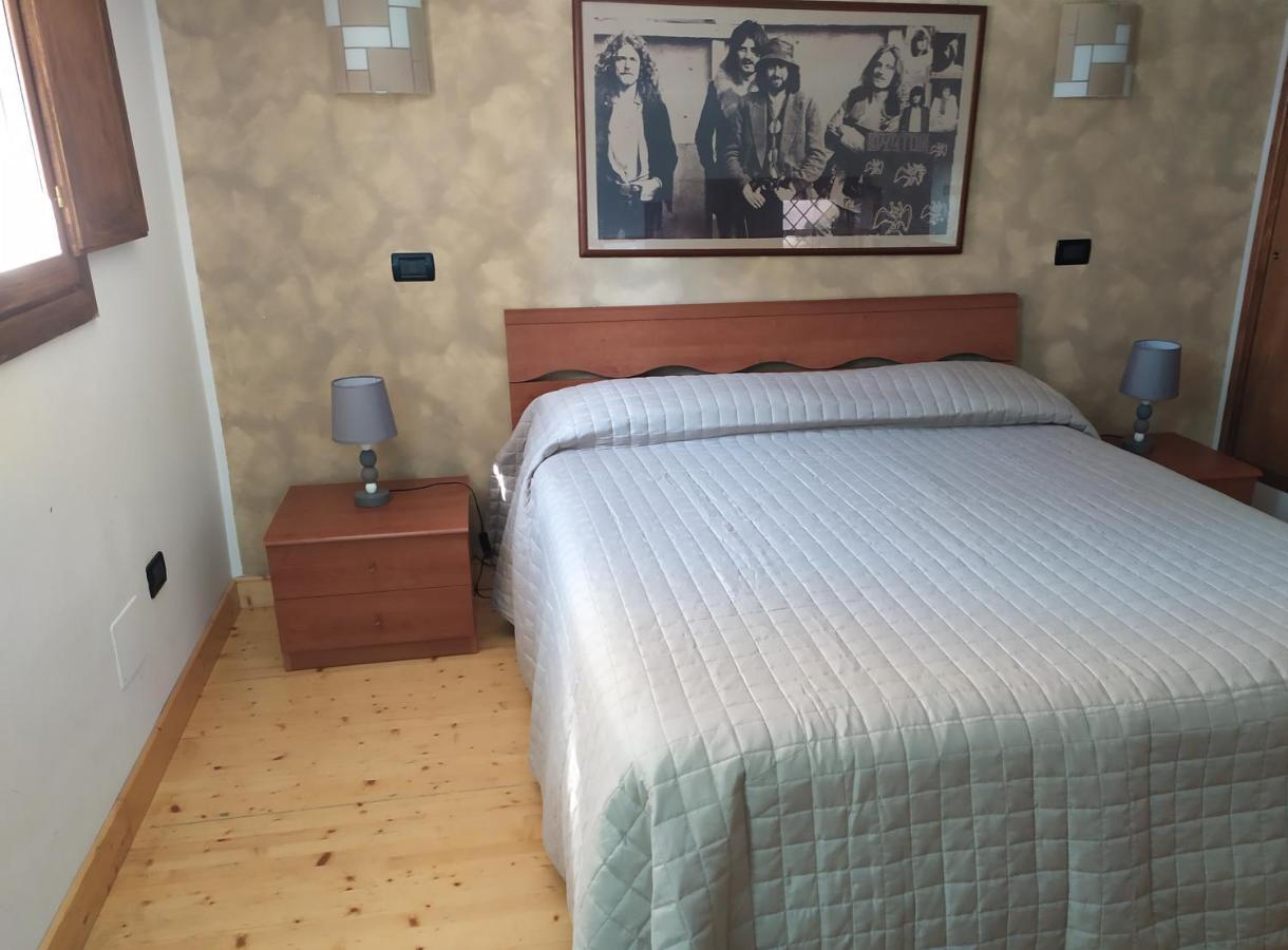 Casa Flora Fondi Centro Storico Lejlighed Eksteriør billede